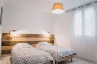 Lac Esparron de Verdon Villa with stunning views and private access to the lake