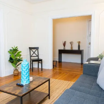 Wonderful stay – Heart of Hoboken Отели рядом с достопримечательностью «Washington St»