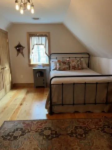 Cute and Cozy Cottage just 10 miles north of State College, PA!