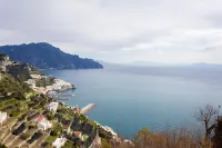 Villa Lelle with Amazing Sea View of the Amalfi Coast