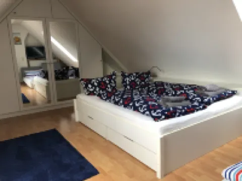 80 m from the beach, everything in view - Anchorage vacation apartment