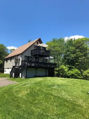 Charming Cottage on a hill by Camelback and Kalahari Các khách sạn gần Kalahari Waterpark Resort Convention Center