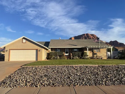 Relaxing Retreat in Ivins — Near Snow Canyon & Tuacahn Amphitheatre Hotels in Ivins