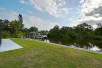 Pool Home in Fort Meyers
