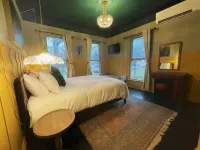 The Preacher's Retreat Hotels in Lodi