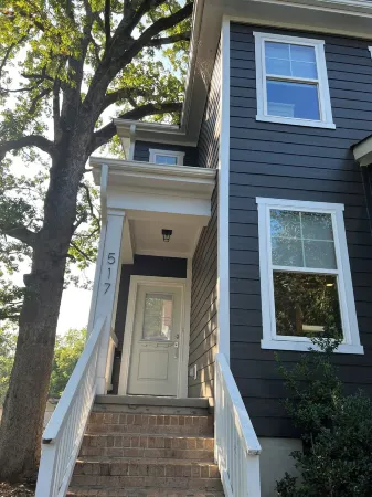 Downtown Villa - steps from the heart of Waxhaw