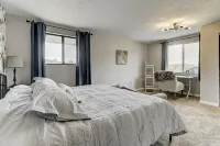 Farmhouse Cabin w/Game room in a Historic Gold Mine Town w/Mountain Views