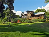 Couples & Honeymooners. Privacy & Romance! 7 Sacred Pools Hotels near ‘Ohe‘O Gulch