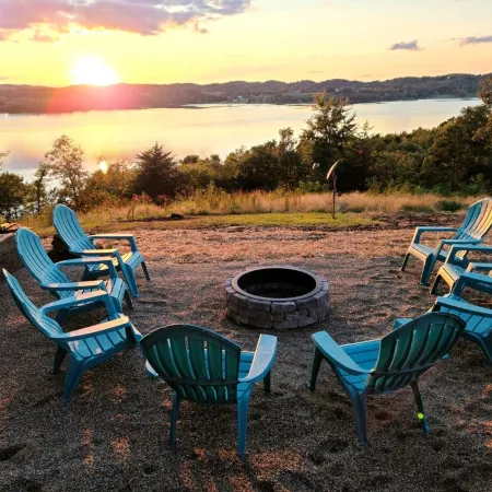Douglas Lake, TN Lake House, lake access, breathtaking views and amazing sunsets