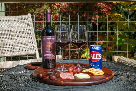 Aframe Amazing Views Hot Tub Dog & Family Friendly