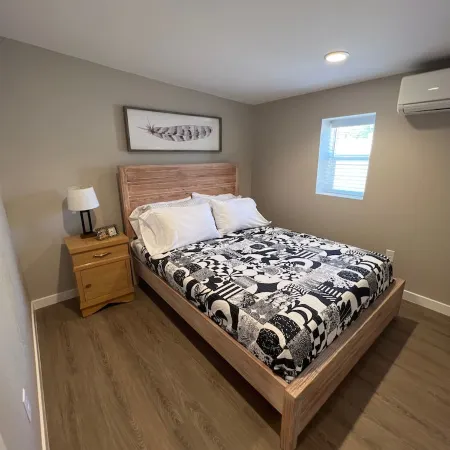 Cozy 1 bedroom in the heart of Brighton
