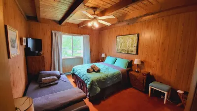 Hot Tub Ski Gulf Luxury in Poconos Amenity Filled  Community!