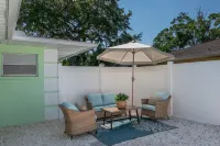 Newly Renovated Beach Retreat