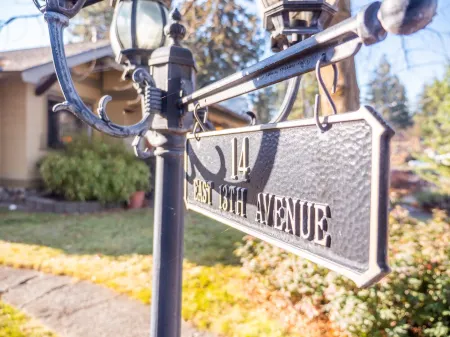 Charming private apartment in manito/sacred heart neighborhood.