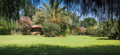 Casa Rustico, large pool, 350m from the beach, by the river.