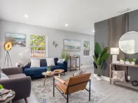 Super Modern ~3 miles to Beach~ Large Yard/Patio & BBQ โรงแรมในฮาลเลนเดล บีช