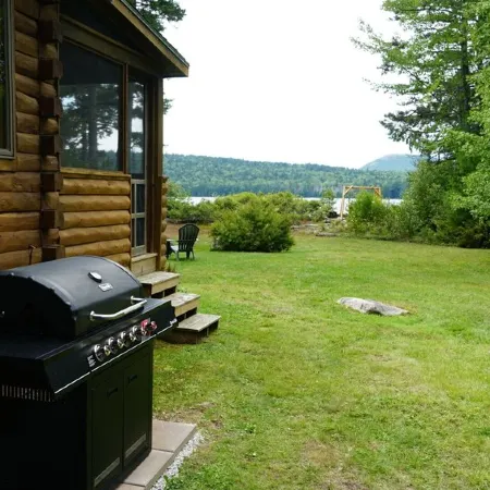 Dog-Friendly Pond Retreat- Hike, Swim Relax, Repeat!