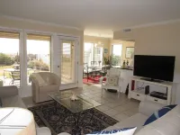 DIRECT BEACH FRONT/OCEAN FRONT.  John Fripp Villa 101