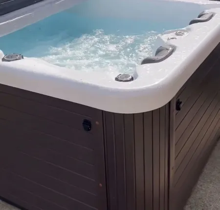 Modern 2Bdrm Westchester Home with brand-new out door HOT TUB