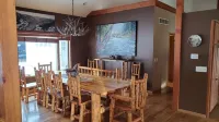 Reunion Paradise! 6000 sq ft. 20 acres, Hot tub Amazing Views, Close to Deadwood