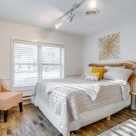 Cozy Bungalow Home in the Heart of Stowe Village