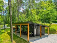 Afternoon Delight at Trickle Creek at Hocking Hills