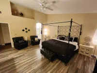 LAKESIDE REMODELED RETREAT MINUTES FROM SPRING TRAINING!!!!