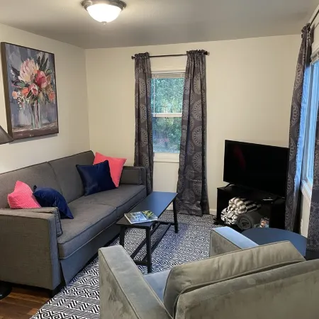 Cozy home close to historic Washburne District, Hospital, Autzen Stadium!