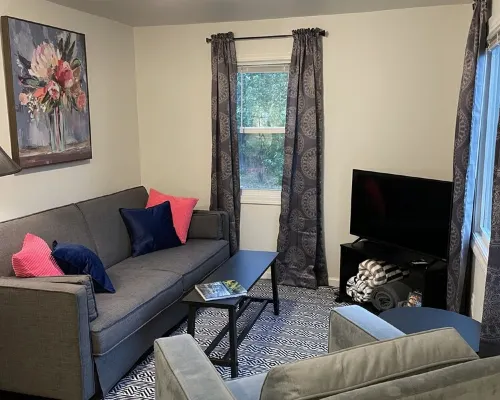 Cozy home close to historic Washburne District, Hospital, Autzen Stadium! 스프링필드 호텔