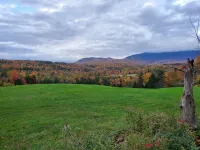 Mount Mansfield Cottage Cozy 3 Bedroom near Smugglers Notch Các khách sạn ở Underhill