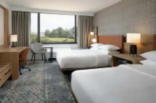 Sheraton Westport Plaza Hotel St. Louis