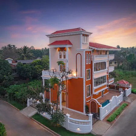 Vega Suites with Private Indoor Pool