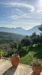 Provencal villa perched in the hills