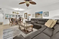 2br Condo on Park with walking access to the beach.