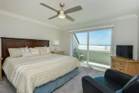 Oceanfront South Mission Beach Vacation Rental on the Sand 2737