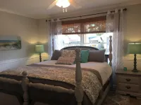 Discounted Fall Rates:  3 Minutes Walk to Beach. Bikes, Umbrellas, Wagons! Các khách sạn gần Seaside Golf Course