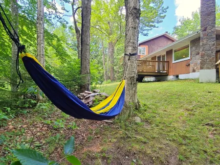 Spacious 6BR - 5BA Ski Home on Pico Mountain - Minutes to Killington Mountain