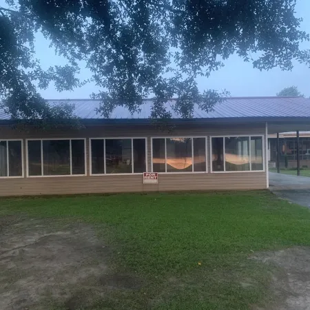 Beautiful Lake Marion Views!! Pet Friendly! Newly renovated and updated!!