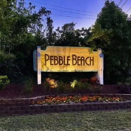 King Bedroom Suite Condo - Walking Distance to Beach!!! Linens/Towels included!!