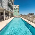 Sea-breezin' - Beachfront Condo - Pools