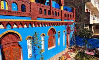 Green Palace Garden