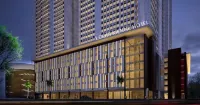Louis Kienne Hotel Cikarang - parking
