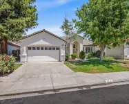 Fresno House , Pool , BBQ , Firepit , Garage , 3BD/2BTH - Bungalows