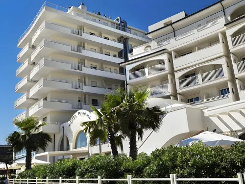 Yes Hotel Touring & Spa