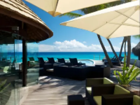 Maitai Rangiroa Hotels in Rangiroa