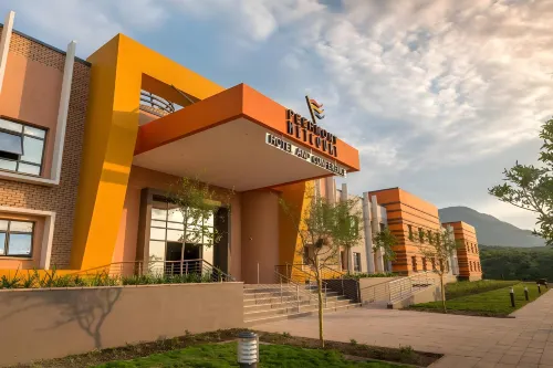 Peermont Metcourt - Thaba Moshate Hotels in Southern