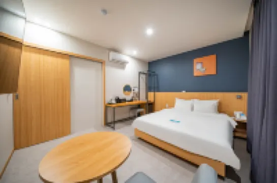 Hotel Leo Changwon Palyong Branch