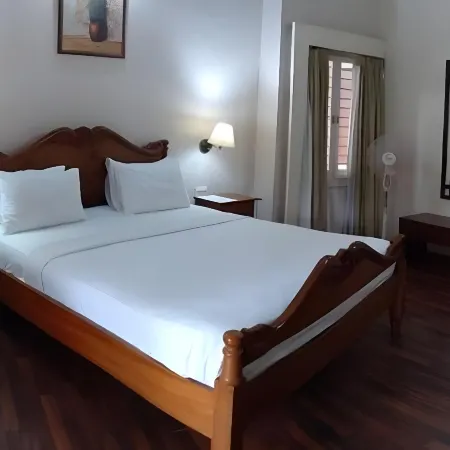 Jlr Kings Sanctuary- Jungle Lodges