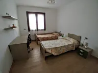Sunny House, vacation home with garden near the beach in Budoni!