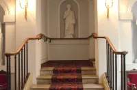 Beautiful, family-ready space in the historical heart of Paris! Hotel a Parigi